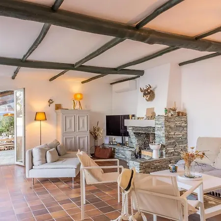 Villa Marion Bord De *